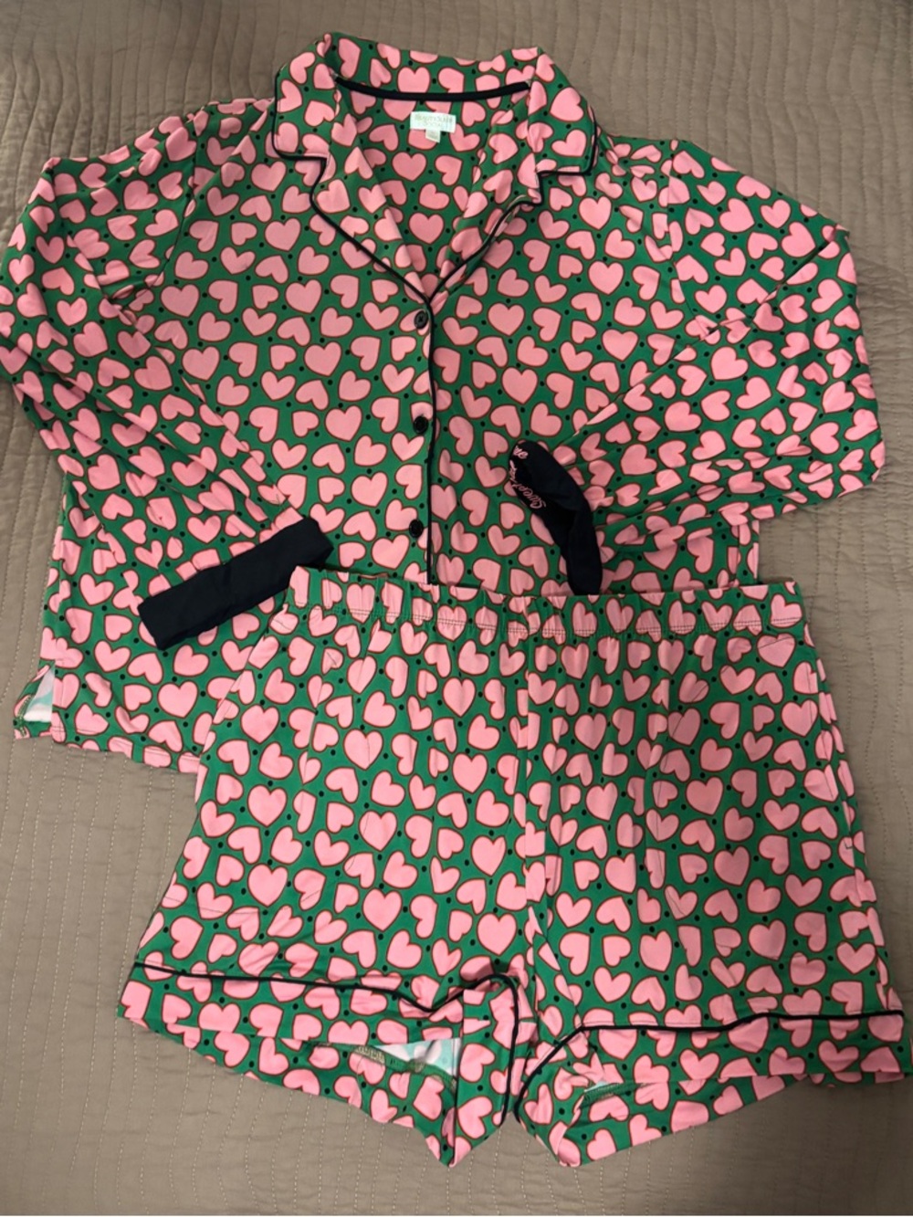 Women's Pink Heart-Print Green Pajama Set